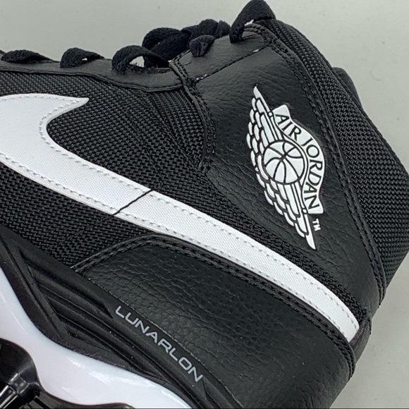 NEW Nike Air Jordan TD MID Football Cleats - Picture 9 of 13